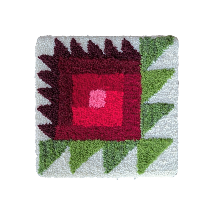 tufted quit block 004 {log cabin rose} (2024). 13&quot;×13&quot;×1&quot; hand tufted wall hanging